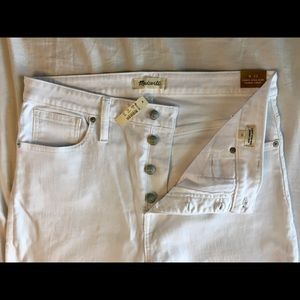 Curvy High-Rise Skinny Crop Jeans